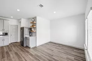 2823 Chase Cross Ln, Houston, TX 77047 - Photo 11