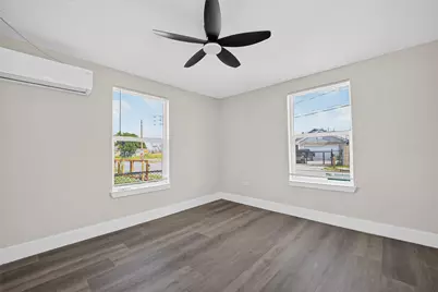 1505 Ryon Street, Houston, TX 77009 - Photo 7