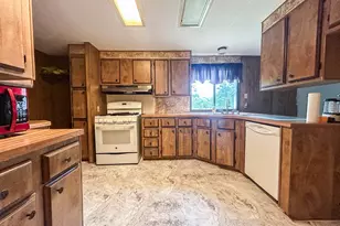 3221 Kingston Dr, Huntsville, TX 77340 - Photo 19