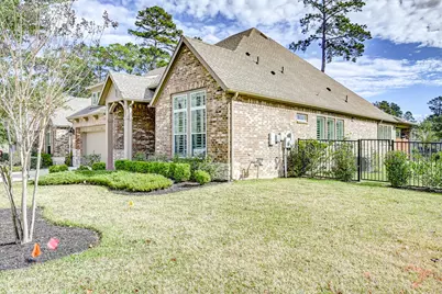 404 Summit Ridge Court, Willis, TX 77318 - Photo 3