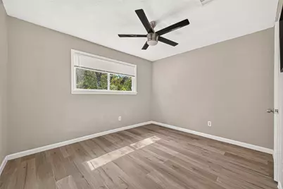 552 Roanoke Drive, Conroe, TX 77302 - Photo 23