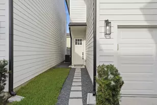 1230 Mcneil St, Houston, TX 77009 - Photo 3