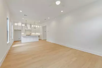 1114 Pearlwood Drive, Houston, TX 77008 - Photo 15