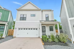 1114 Pearlwood Dr, Houston, TX 77008 - Photo 1