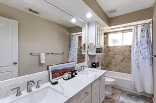 10 Owls Cove Pl, The Woodlands, TX 77382 - Photo 33