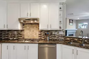 10 Owls Cove Pl, The Woodlands, TX 77382 - Photo 15