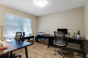 10 Owls Cove Pl, The Woodlands, TX 77382 - Photo 13