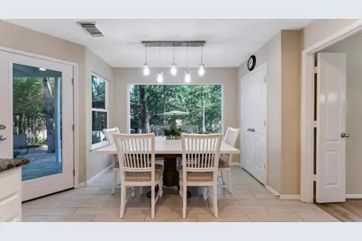 10 Owls Cove Place, The Woodlands, TX 77382 - Photo 17