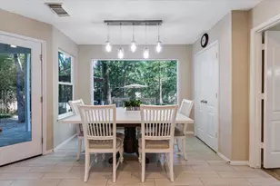 10 Owls Cove Pl, The Woodlands, TX 77382 - Photo 17