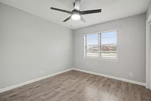 308 San Jacinto St, La Porte, TX 77571 - Photo 15