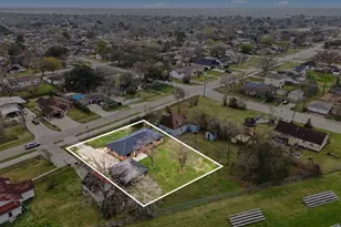 308 San Jacinto St, La Porte, TX 77571 - Photo 25