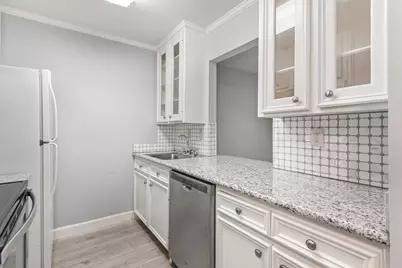 9029 Gaylord Drive #129, Houston, TX 77024 - Photo 7