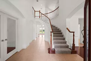 13202 Brushy Knoll Ln, Sugar Land, TX 77498 - Photo 3