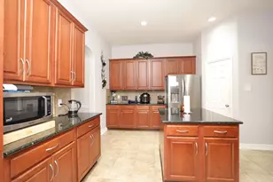 8410 Brighton Lake Ln, Houston, TX 77095 - Photo 15