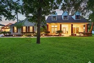 2037 Lakeside Dr, Seabrook, TX 77586 - Photo 3