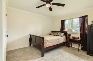 610 Marion Ln, West Columbia, TX 77486 - Photo 11