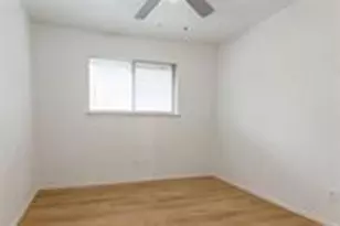 812 Jefferson Ave, Cleveland, TX 77327 - Photo 5