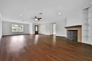 995 Curtin St, Houston, TX 77018 - Photo 5