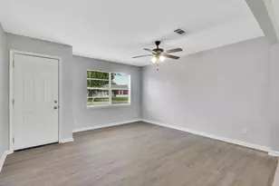 1226 Havner Ln, Houston, TX 77037 - Photo 5