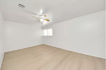 9131 Rentur Drive, Houston, TX 77031 - Photo 15