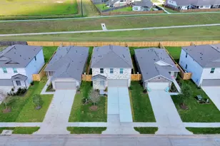 1631 Windrose Bnd, Angleton, TX 77515 - Photo 45