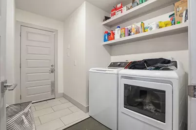 8706 Rippling Water Drive, Sugar Land, TX 77479 - Photo 21