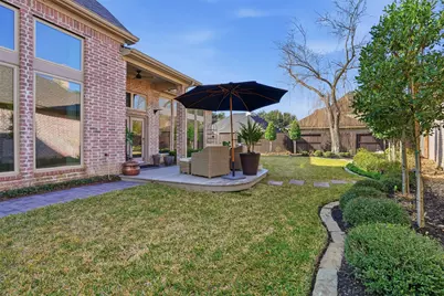 8706 Rippling Water Drive, Sugar Land, TX 77479 - Photo 19