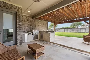 1704 Waterlilly River Ln, League City, TX 77573 - Photo 31