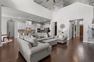 1704 Waterlilly River Ln, League City, TX 77573 - Photo 5