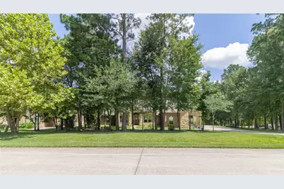11302 Longmire Creek Court, Conroe, TX 77304 - Photo 5