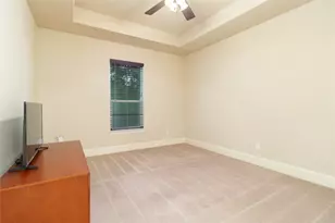 11302 Longmire Creek Ct, Conroe, TX 77304 - Photo 41