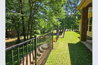11302 Longmire Creek Court, Conroe, TX 77304 - Photo 47