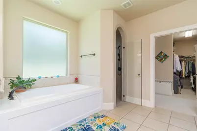 11302 Longmire Creek Court, Conroe, TX 77304 - Photo 11