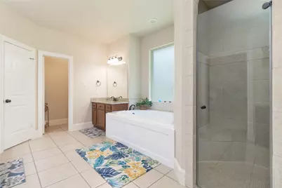 11302 Longmire Creek Court, Conroe, TX 77304 - Photo 11