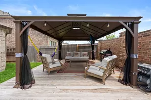 2122 Lierna Dr, Texas City, TX 77568 - Photo 45