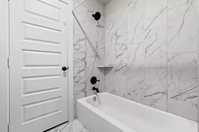 2122 Lierna Drive, Texas City, TX 77568 - Photo 41