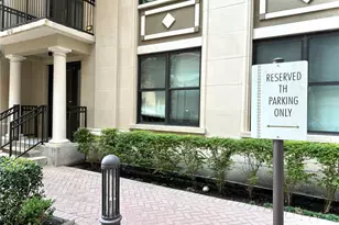 2303 Mid Ln Ln, Houston, TX 77027 - Photo 17