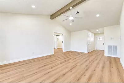 10012 Hummingbird Street, La Porte, TX 77571 - Photo 9