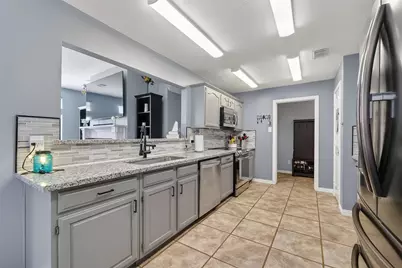 1040 Glenview Drive, Pearland, TX 77581 - Photo 17