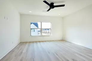 1904 Davonley Wy, Houston, TX 77080 - Photo 17