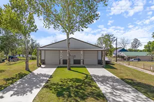174 County Rd 243, Bay City, TX 77414 - Photo 3
