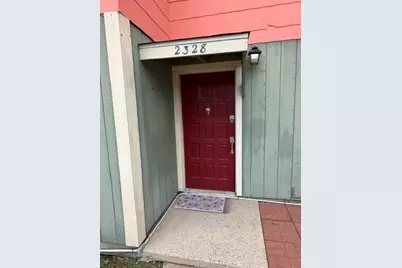 2328 Avenue P 1/2, Galveston, TX 77550 - Photo 11