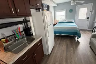 2328 Ave P 1/2, Galveston, TX 77550 - Photo 9