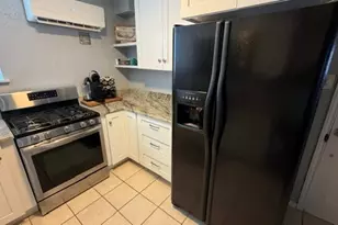 2328 Ave P 1/2, Galveston, TX 77550 - Photo 17