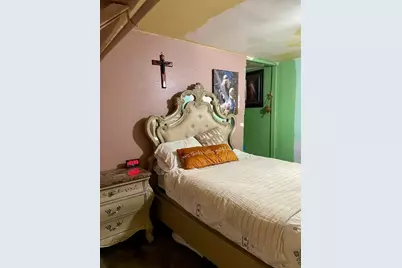 1022 W 10th Street, Freeport, TX 77541 - Photo 7