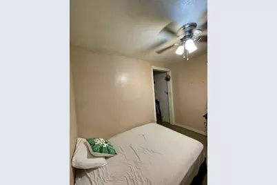 1022 W 10th Street, Freeport, TX 77541 - Photo 5