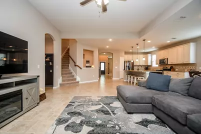 5219 Lineage Drive, Katy, TX 77493 - Photo 9