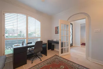13907 Marble Creek Court, Houston, TX 77077 - Photo 5