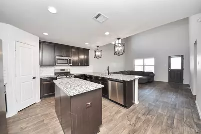 619 Ashley Falls Lane, Rosharon, TX 77583 - Photo 11