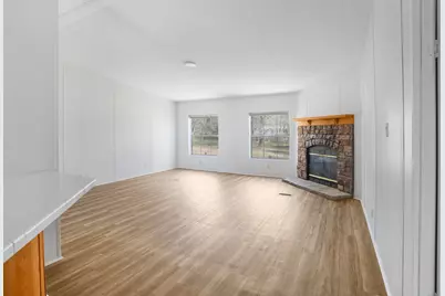 26 Jacob Street, Huntsville, TX 77320 - Photo 9